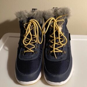 Women's Navy Blue Winter Boots with Faux Fur by Bearpaw
